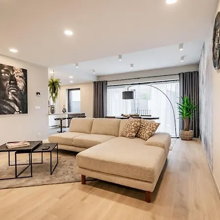 L'appart Léon, avec parking et sauna Apartamento